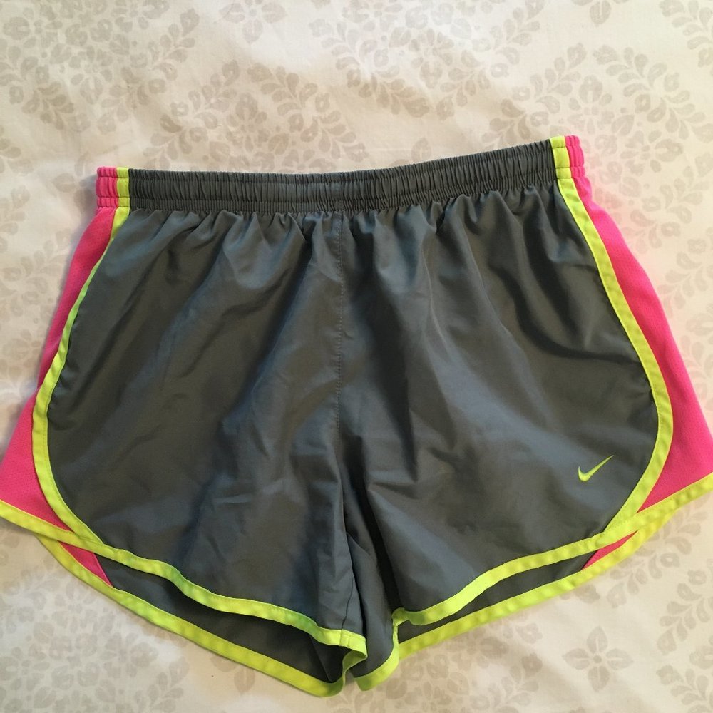 Nike dri-fit shorts | Grey | Girls large